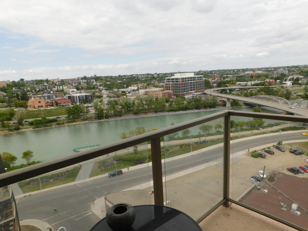 Regal Suites Calgary Exterior photo